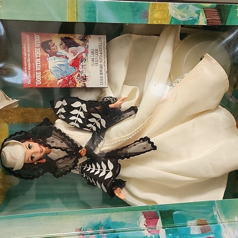 Vintage Scarlett O Hara Doll with Black and White Outfit Hollywood Legends Colle - Picture 3 of 9
